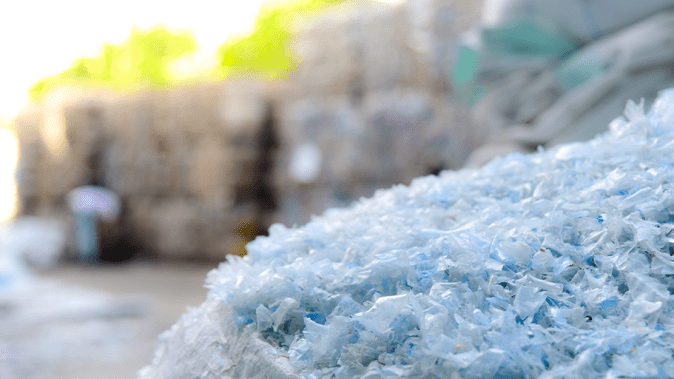 Separation of PET plastic