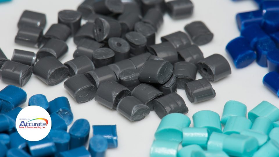 Separating plastic pellets