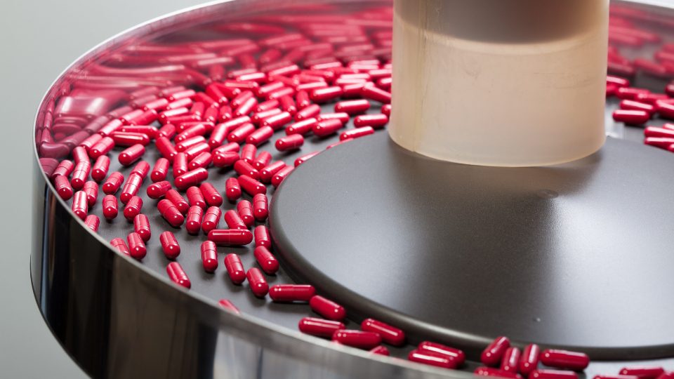 sieving solution for pharmaceutical powders