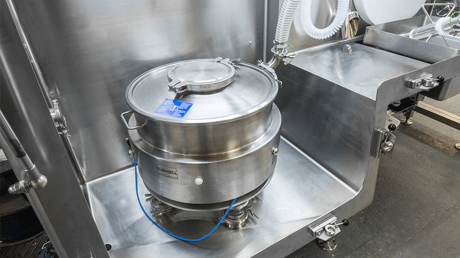 Compact airlock sifter