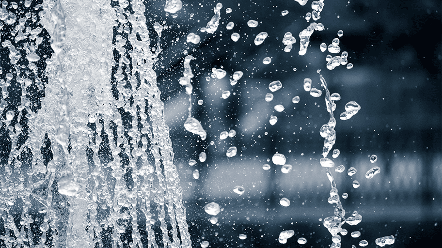 Screening water effluent