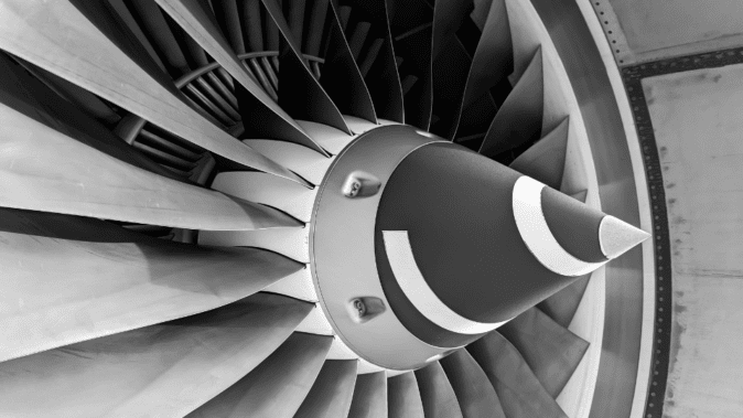 Optimierung der Abfallverwertung in der Luft- und Raumfahrt mit Siebanlagen